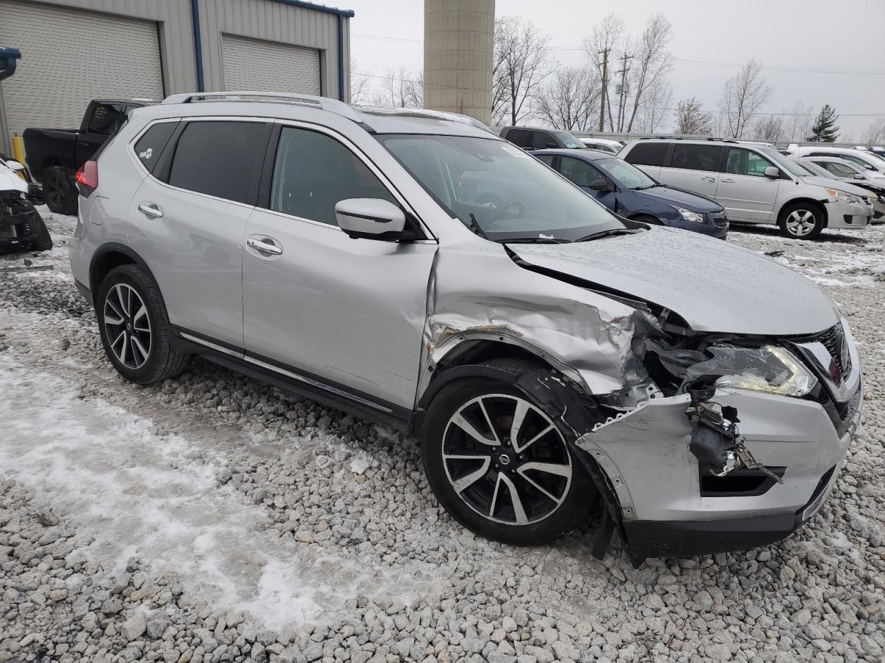 2018 Nissan Rogue - Image 4