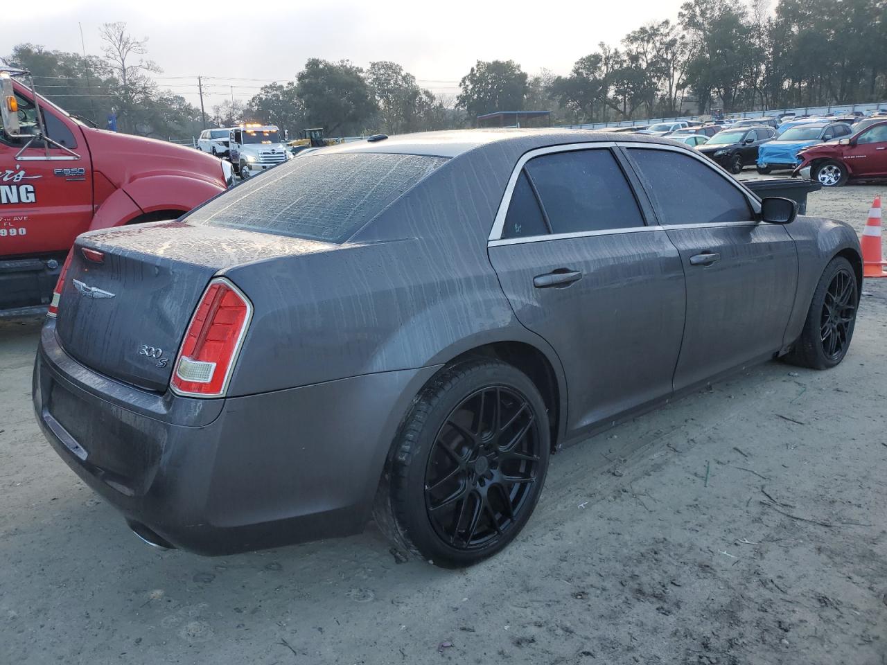 VIN 2C3CCABG4DH643896 2013 CHRYSLER 300 no.3