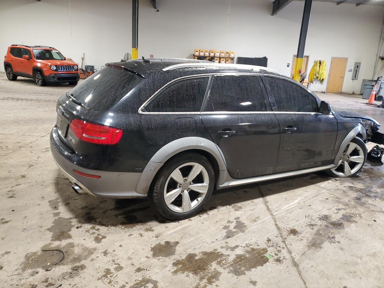 VIN WA19FAFLXDA207292 2013 AUDI A4 no.3