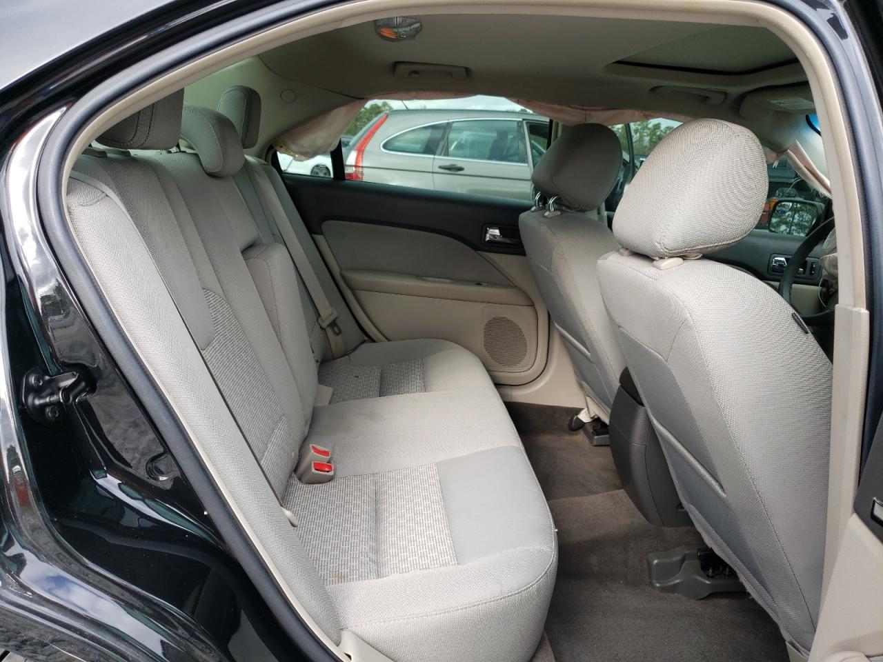 2012 Ford Fusion - Image 10