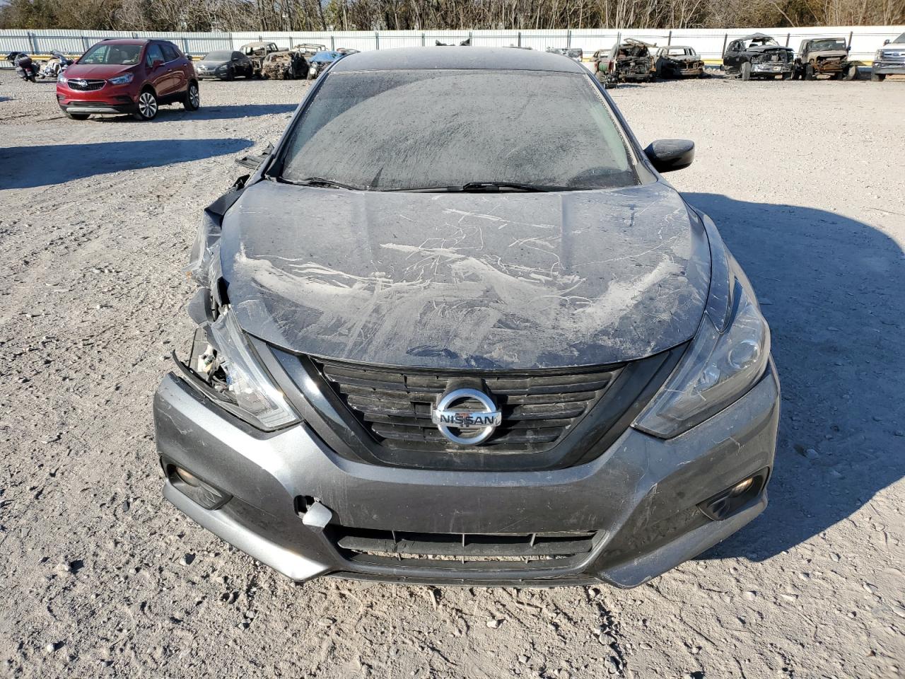 2018 Nissan Altima - Image 5