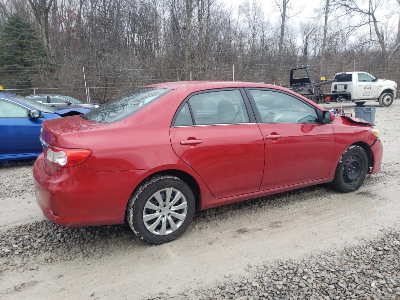 VIN 2T1BU4EE5DC071165 2013 TOYOTA COROLLA no.3