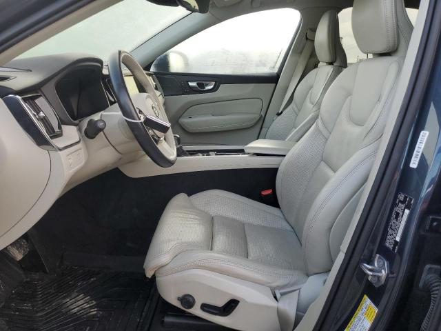  VOLVO XC60 2021 Granatowy