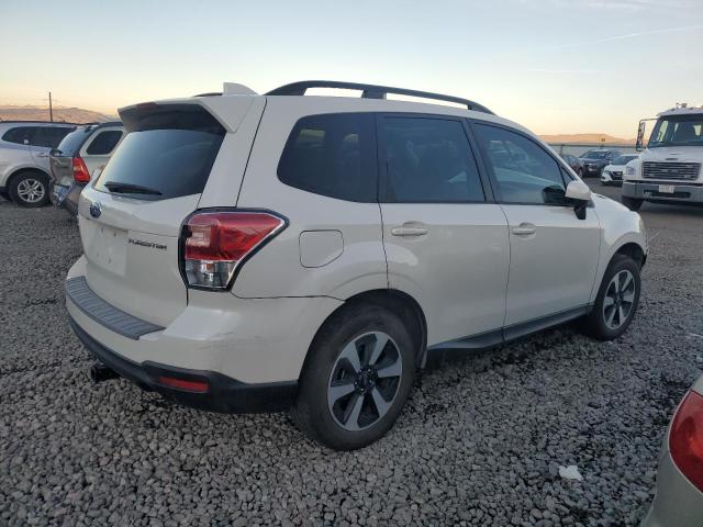  SUBARU FORESTER 2018 Biały