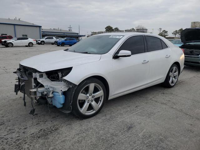 Sedans CHEVROLET MALIBU 2015 White