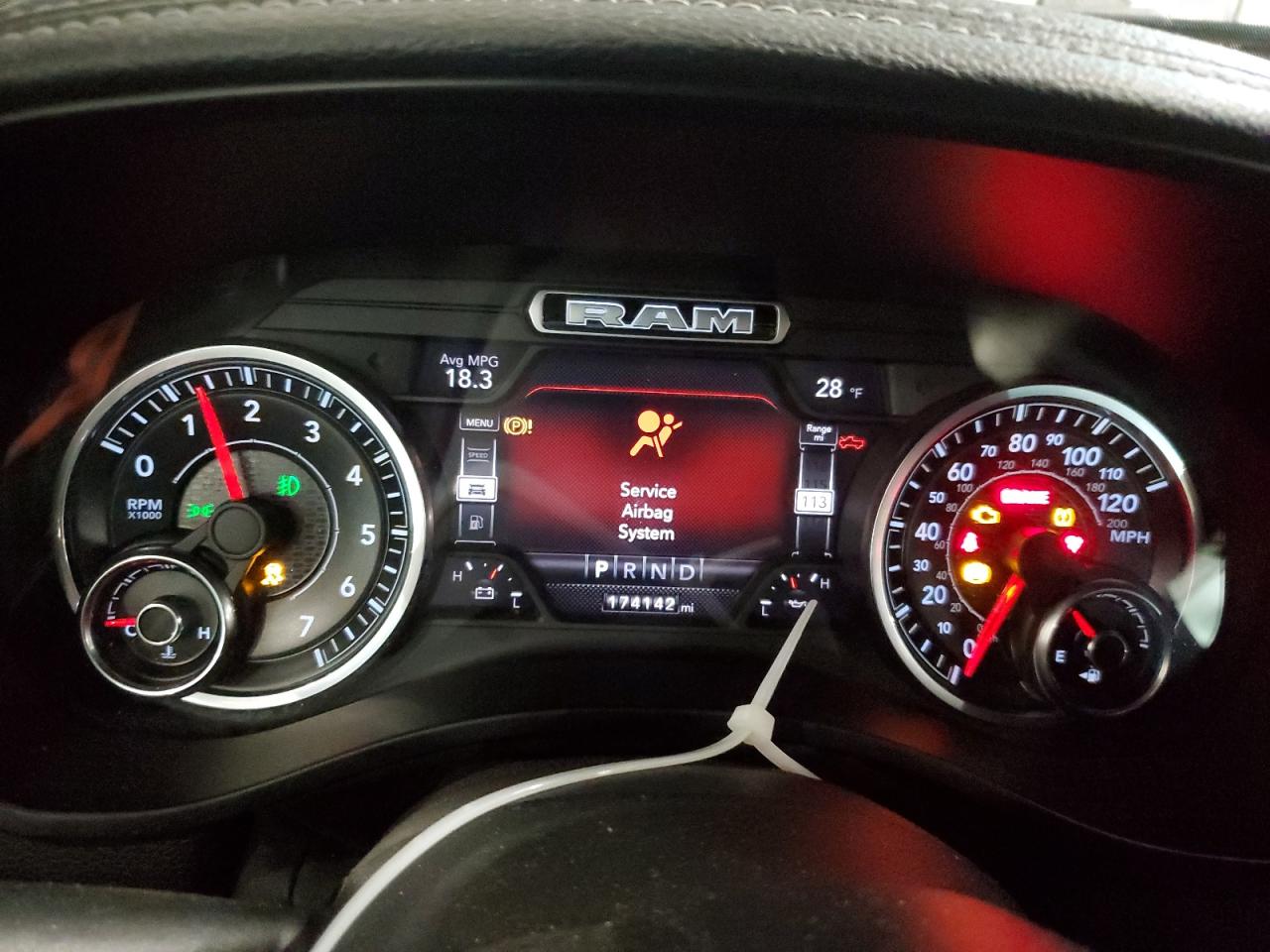 2019 RAM 1500 - Image 9