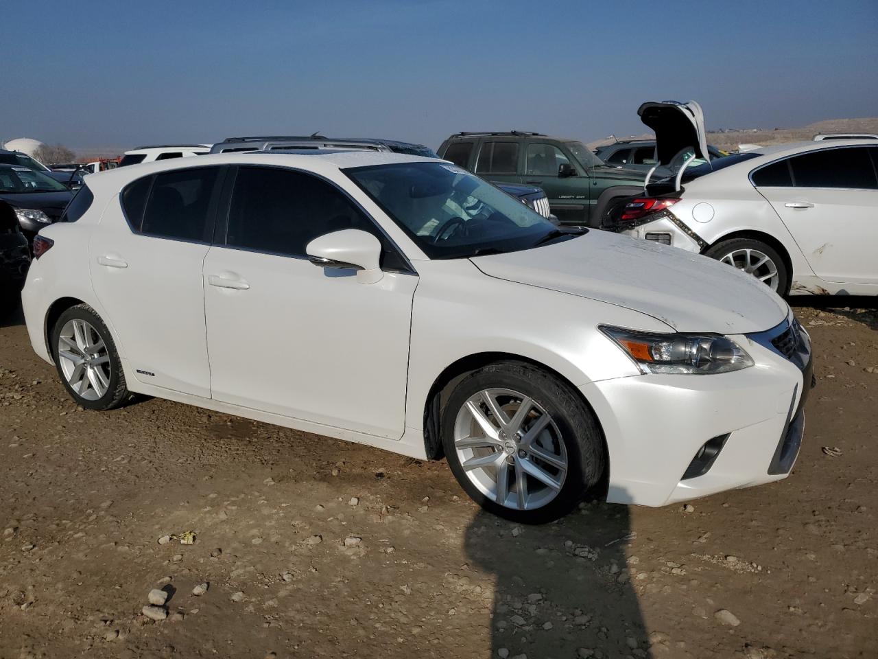 VIN JTHKD5BH0F2213135 2015 LEXUS CT 200 no.4