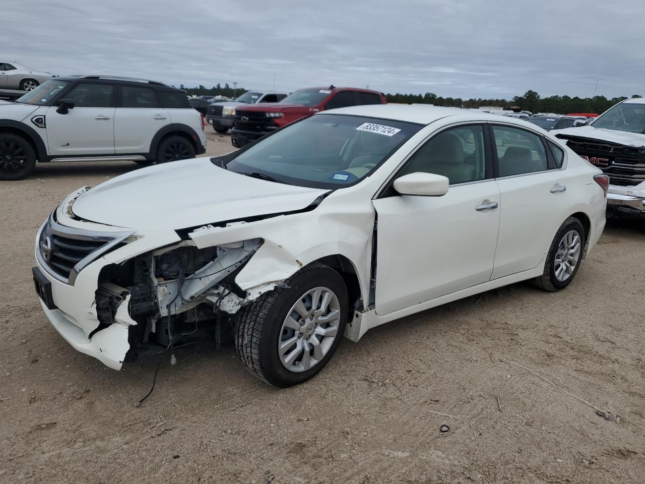 2015 Nissan Altima - Image 1
