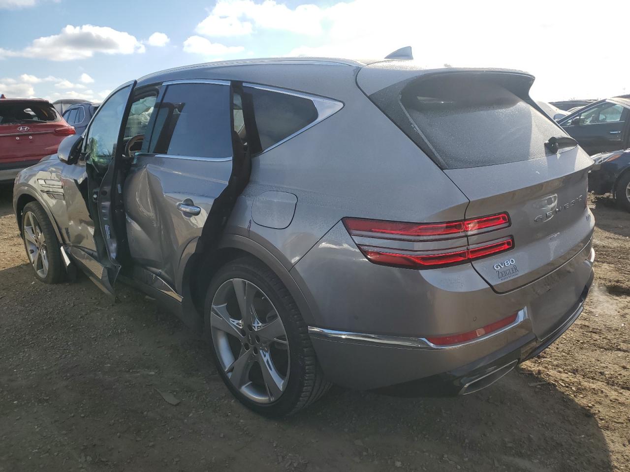 2021 Genesis GV80 - Image 2
