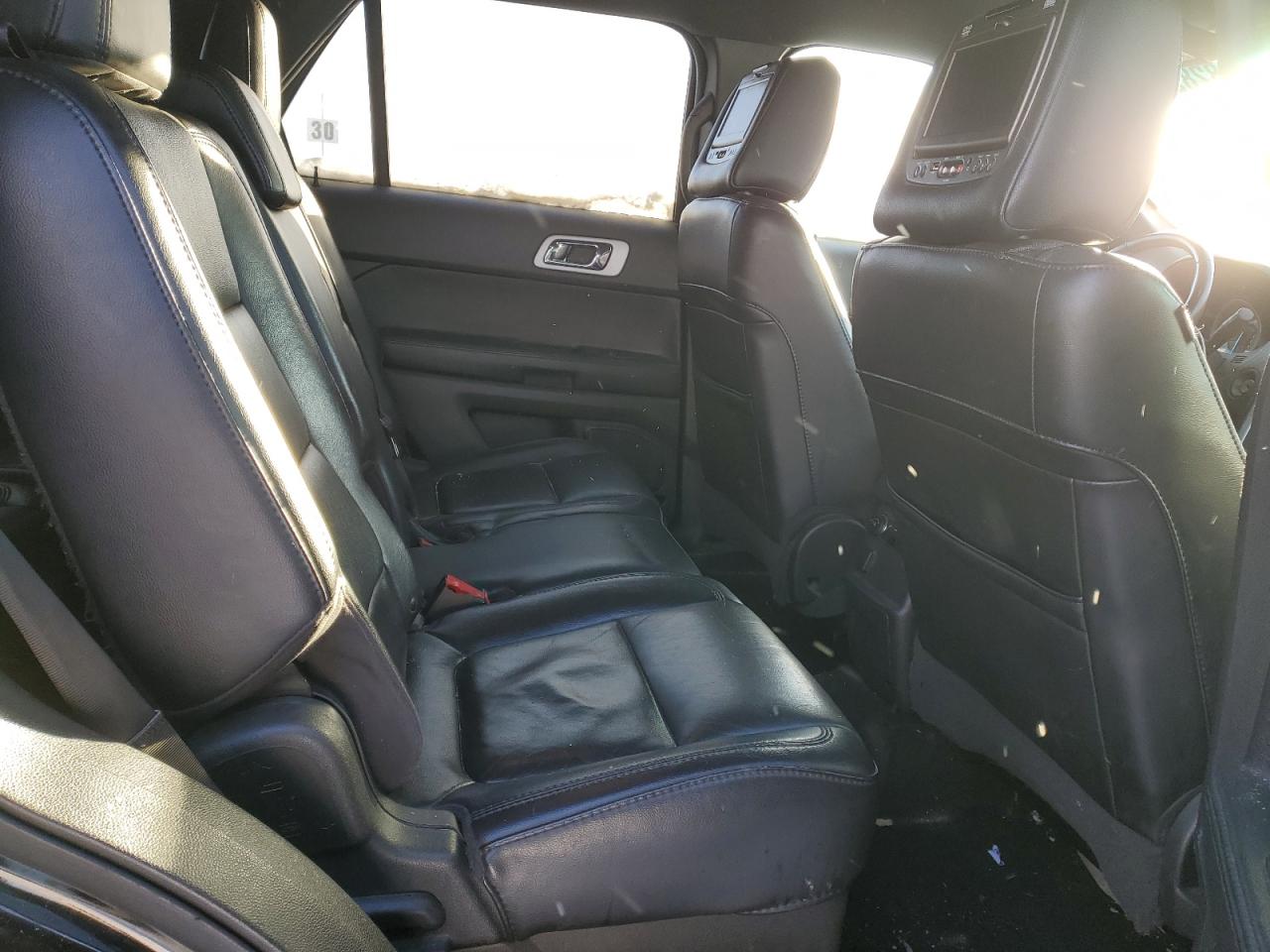 2013 Ford Explorer - Image 11