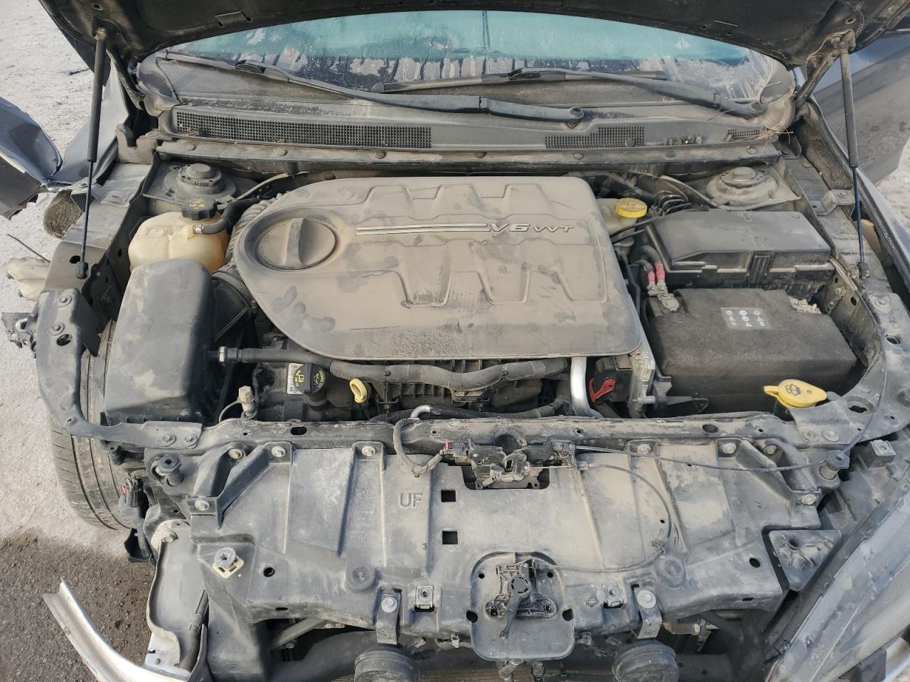 2015 Chrysler 200 C VIN: 1C3CCCEG7FN586272 Lot: 85313244