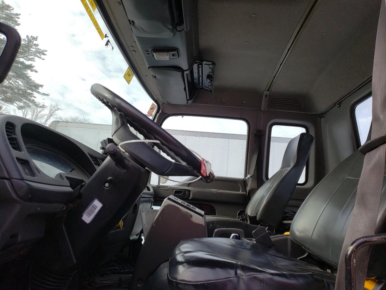 2005 Isuzu Ftr VIN: 4GTM8F1385F700860 Lot: 85723504