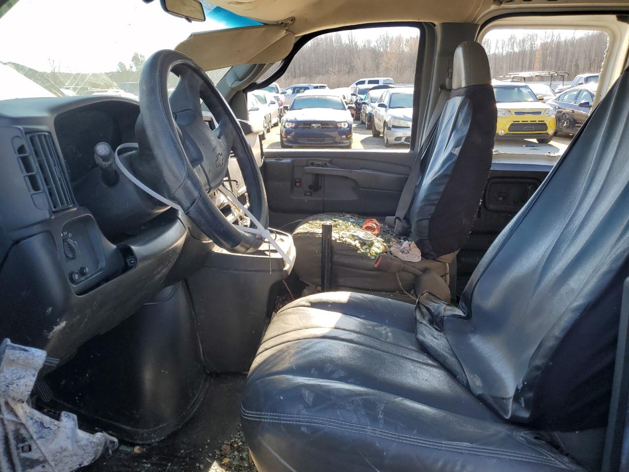 2006 Chevrolet Express - Image 7
