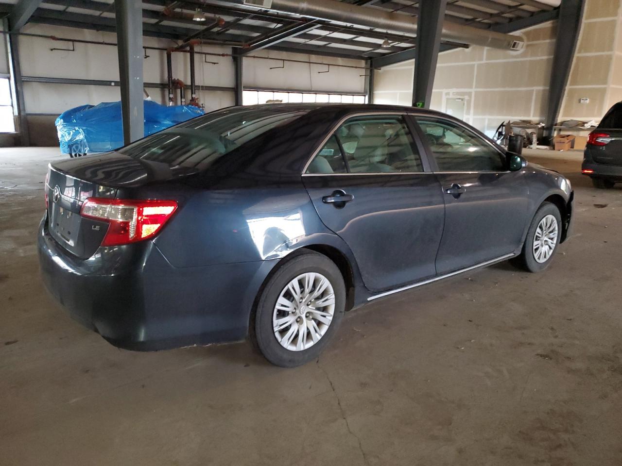 VIN 4T4BF1FK5ER434485 2014 TOYOTA CAMRY no.3