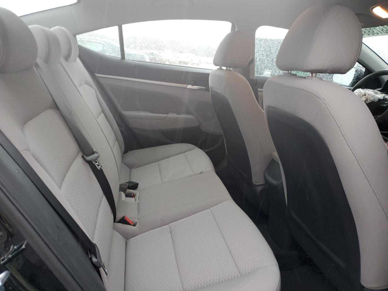 2020 Hyundai Elantra - Image 10