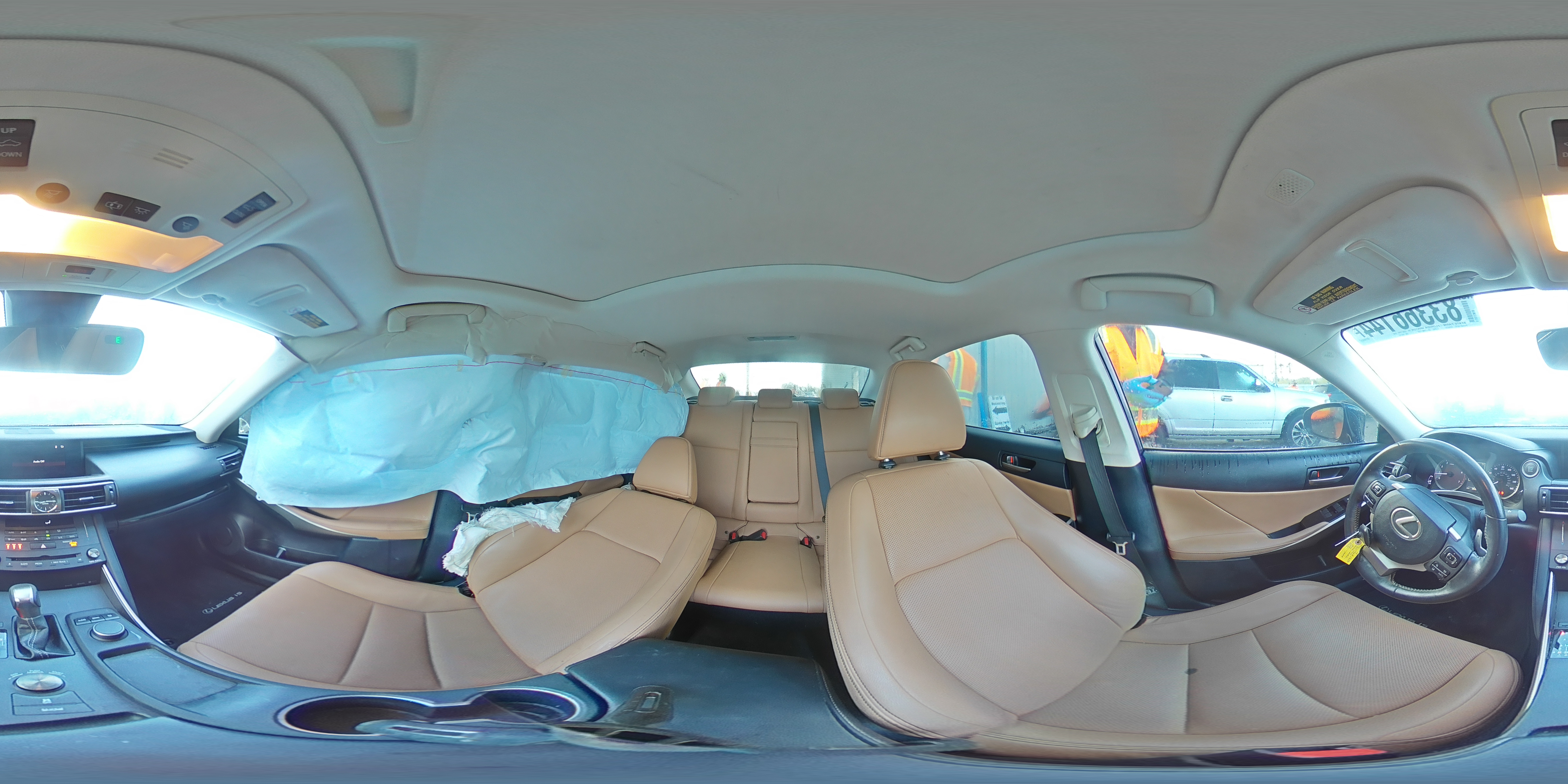 2019 Lexus IS - Image 14