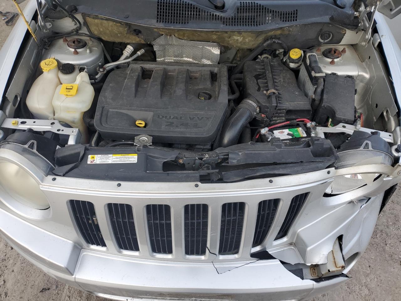 2007 Jeep Compass - Image 12