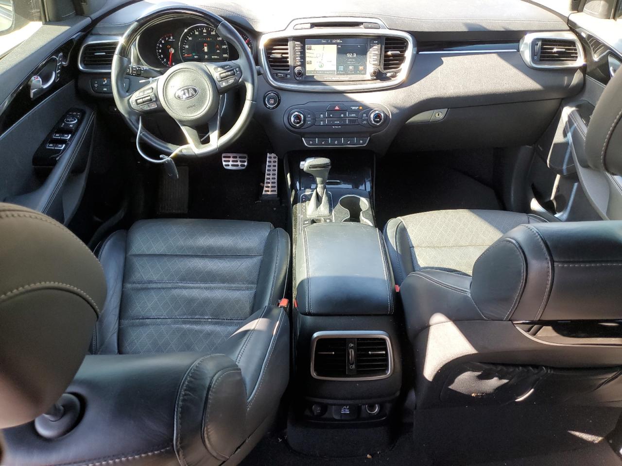 2017 Kia Sorento - Image 8
