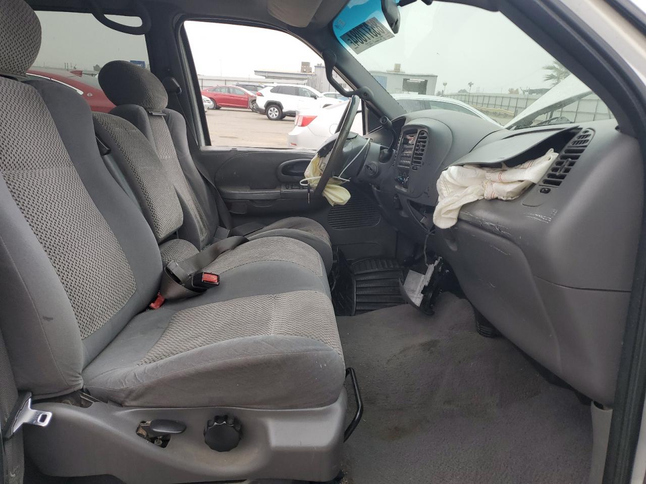 2002 Ford F-150 - Image 7