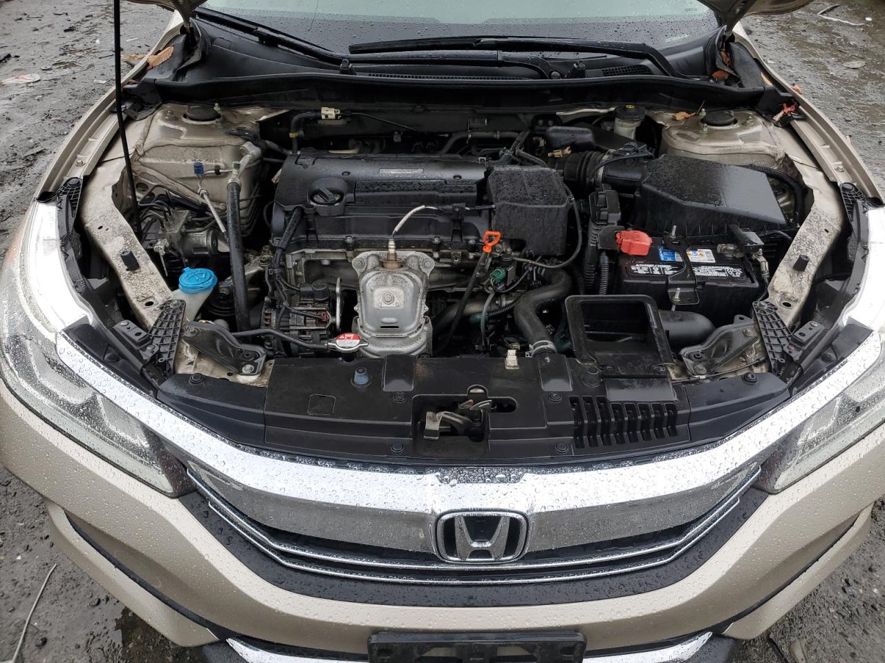 2017 Honda Accord - Image 11