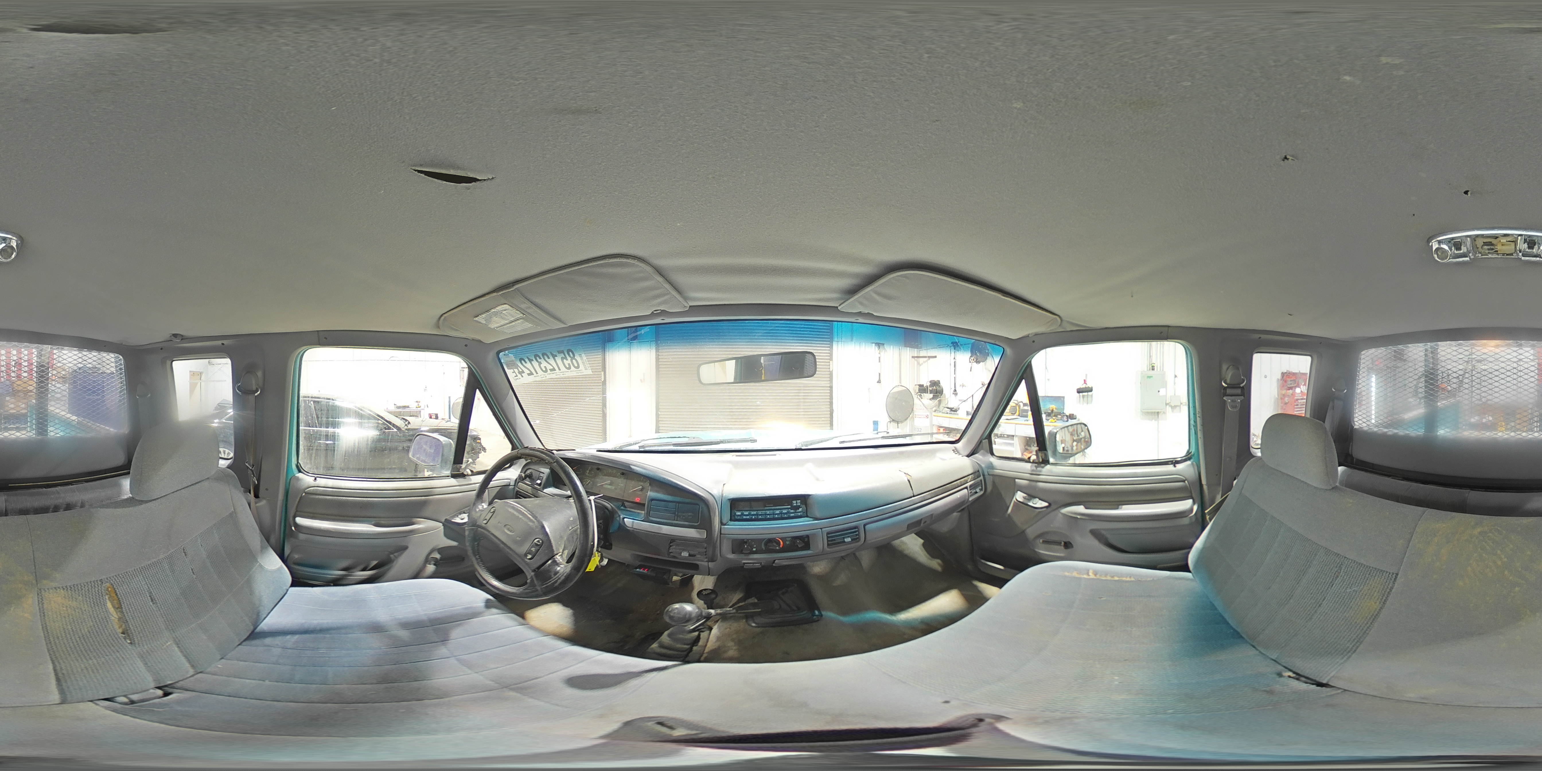 1995 Ford F250 - Image 13