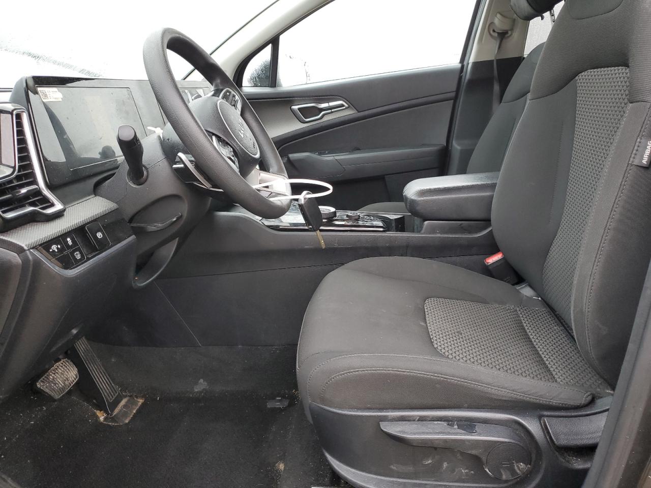 2023 Kia Sportage - Image 7