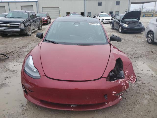  TESLA MODEL 3 2021 Красный