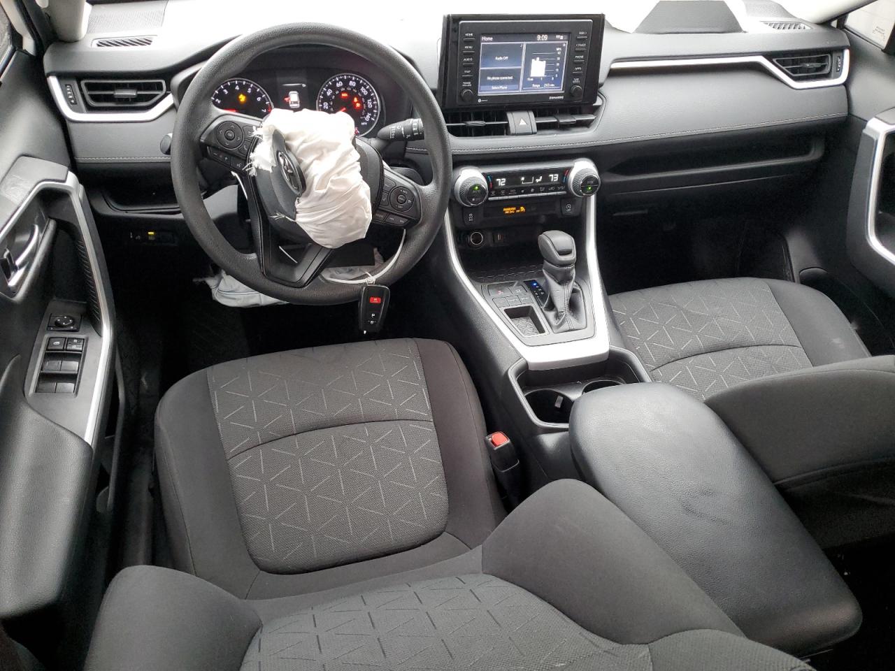 2021 Toyota RAV 4 - Image 8