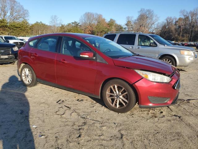  FORD FOCUS 2015 Czerwony