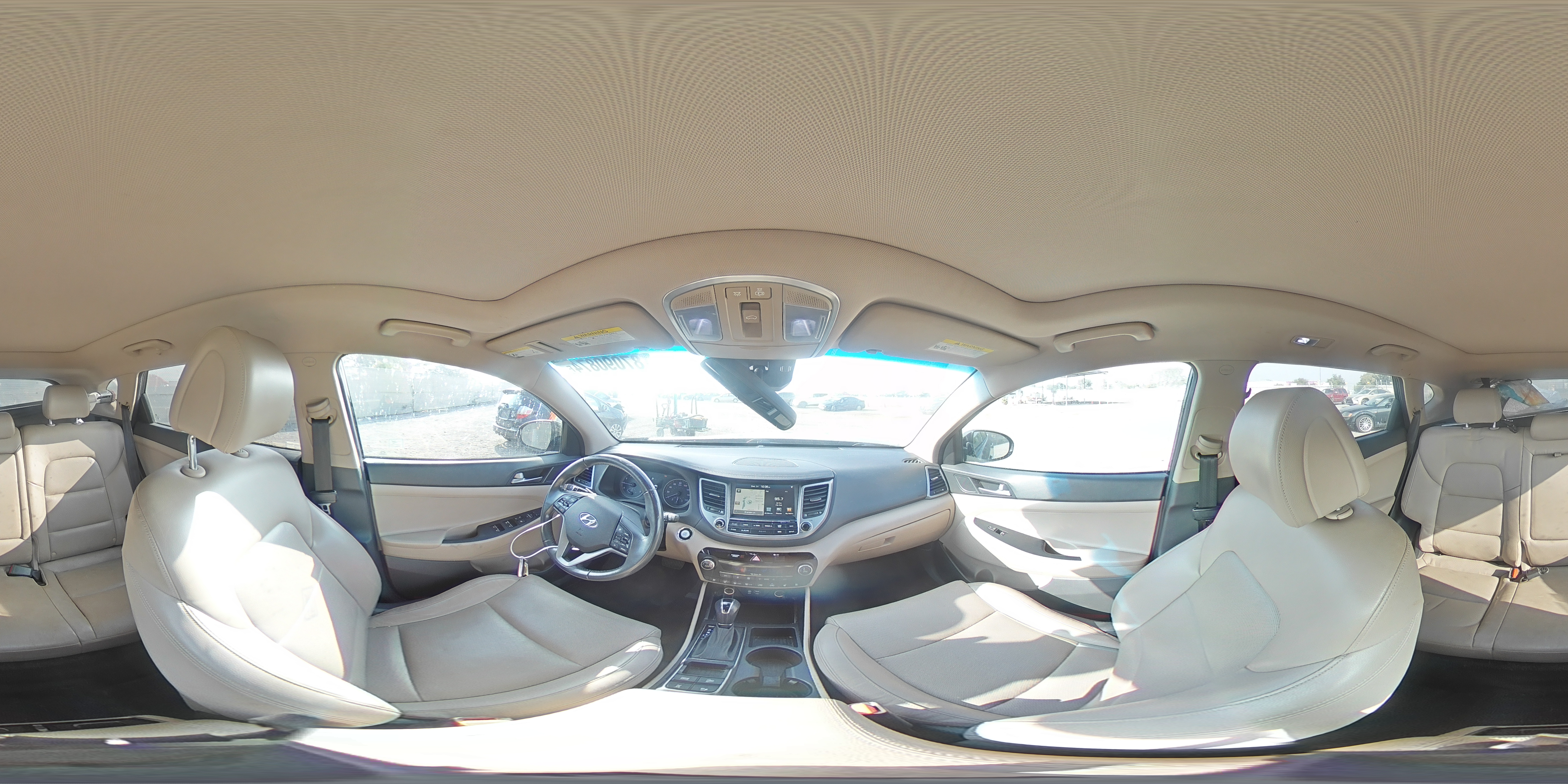2016 Hyundai Tucson - Image 14