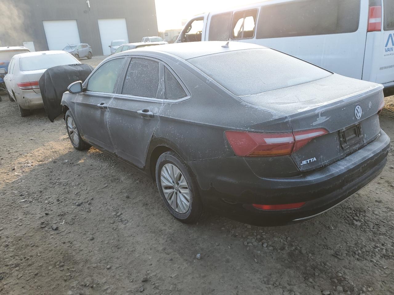 2019 Volkswagen Jetta - Image 2