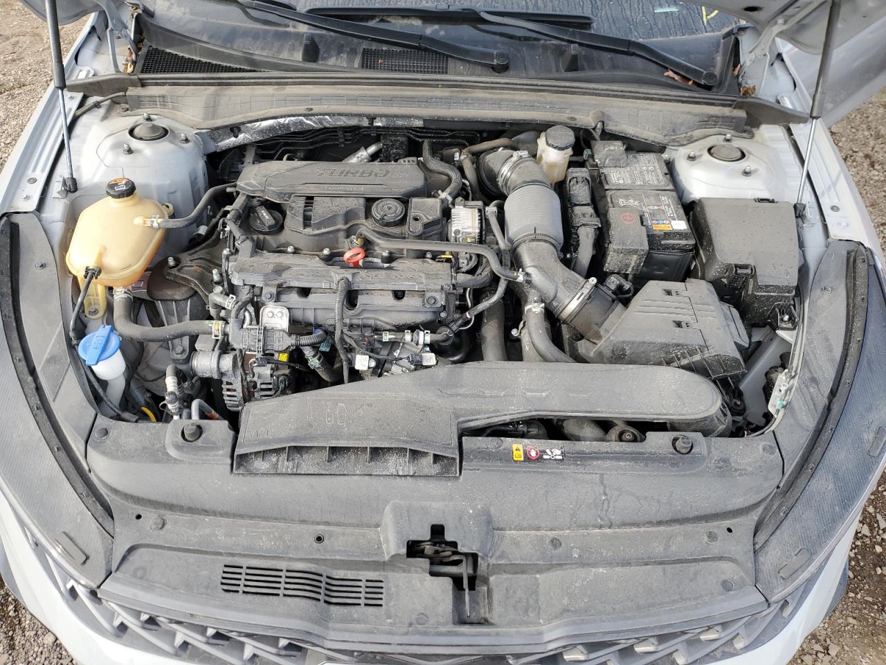 2024 Kia K5 - Image 11