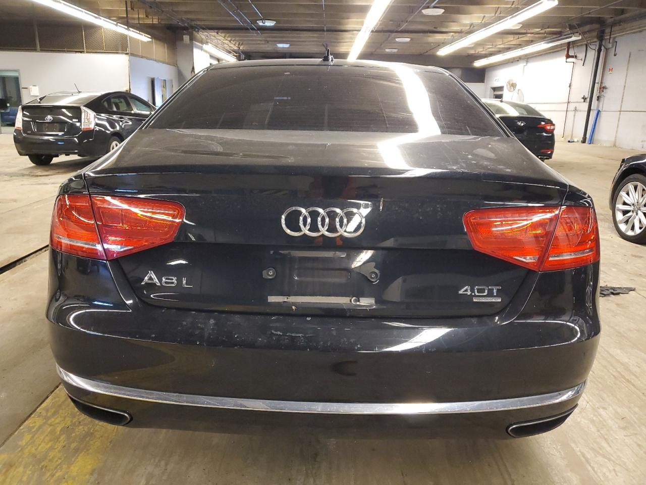 2014 Audi A8 - Image 6