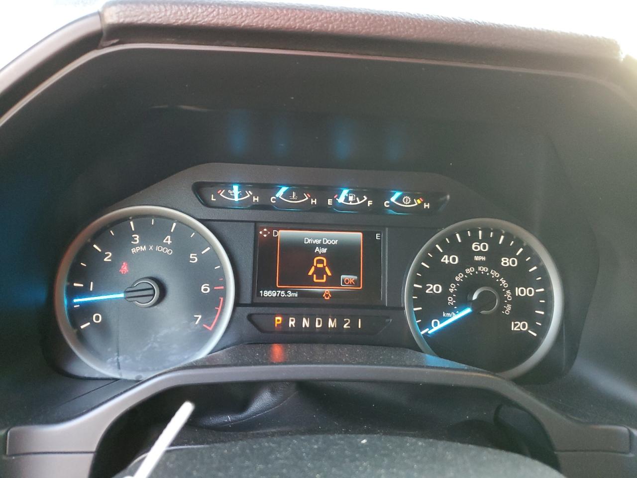 2015 Ford F-150 - Image 9