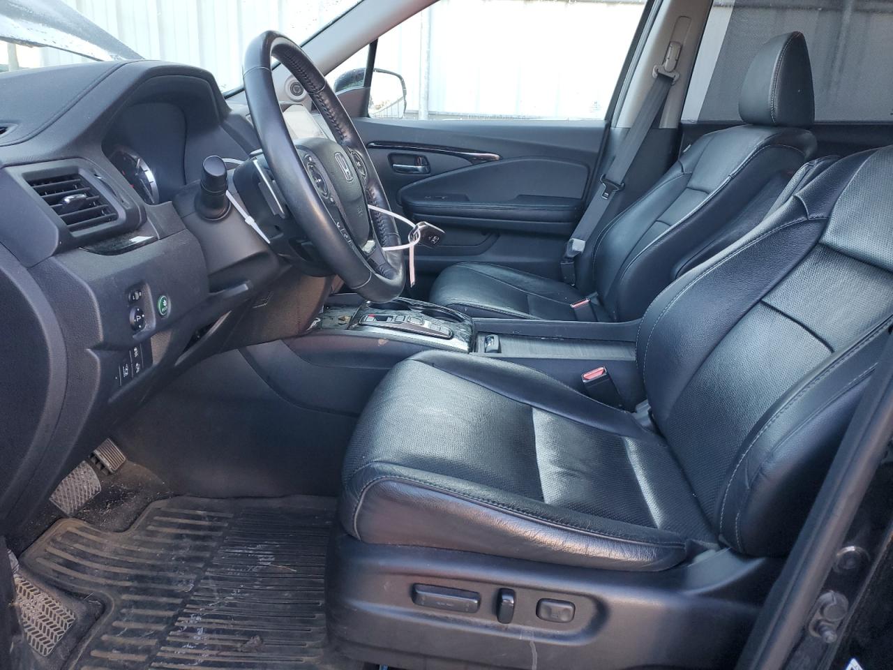 2017 Honda Pilot - Image 7