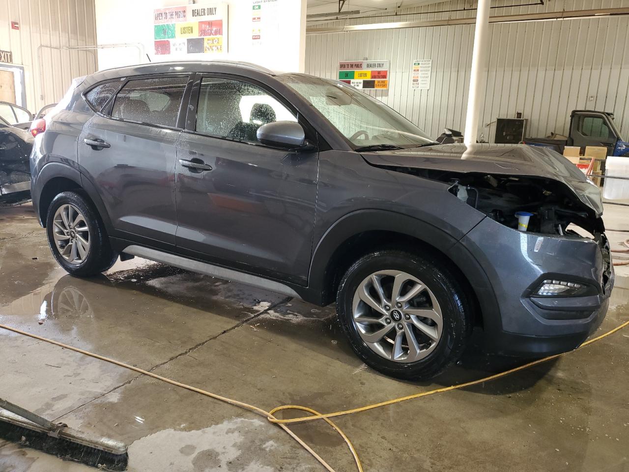 2017 Hyundai Tucson - Image 4