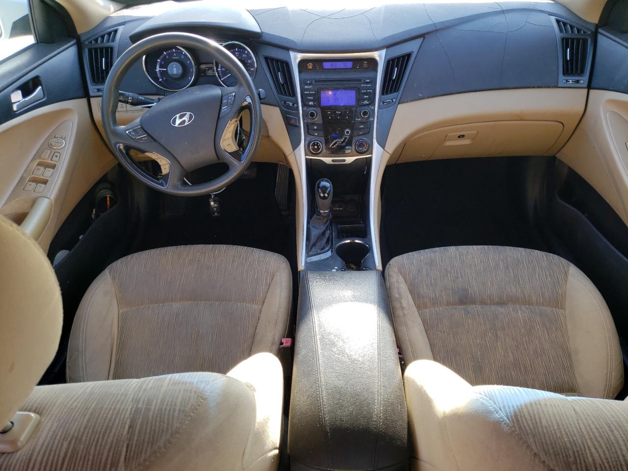 2012 Hyundai Sonata - Image 8