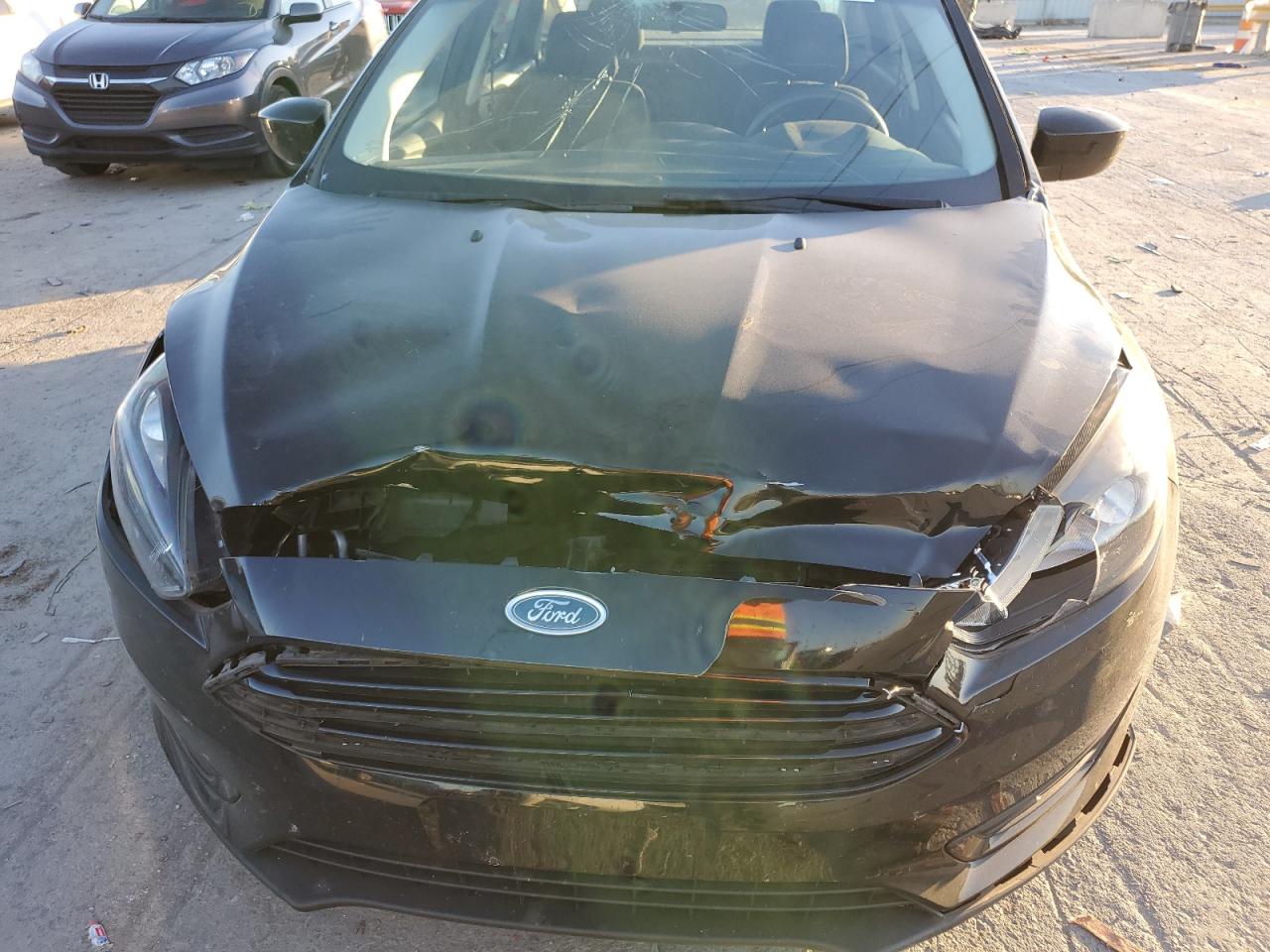 2018 Ford Focus - Image 11