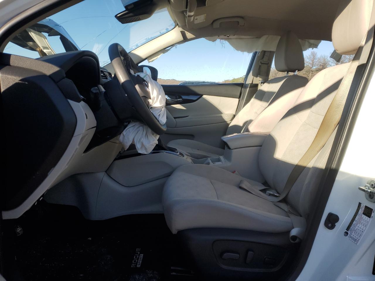 2019 Nissan Rogue - Image 7