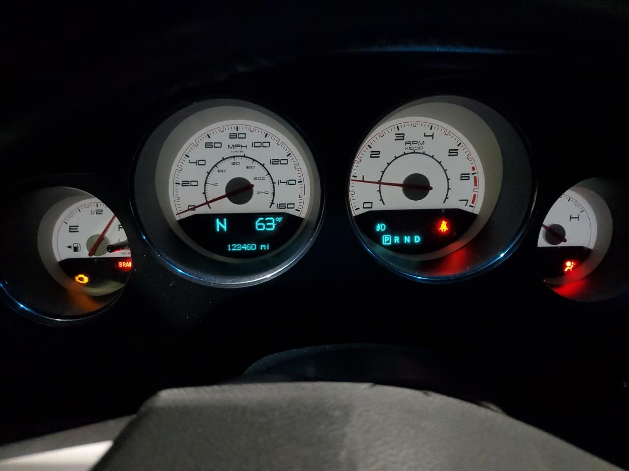 2011 Dodge Challenger - Image 9