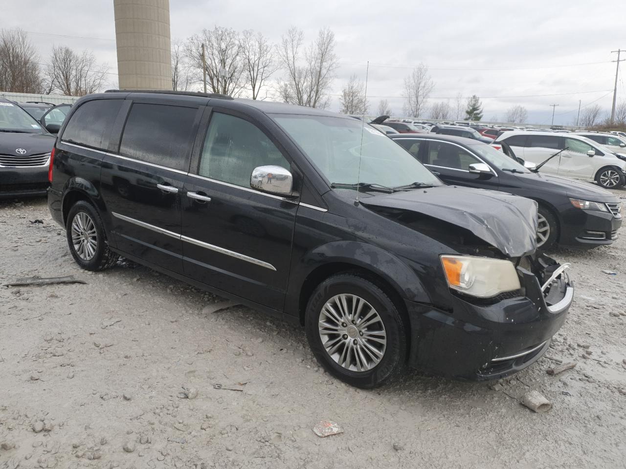 VIN 2C4RC1CG5DR572495 2013 CHRYSLER MINIVAN no.4