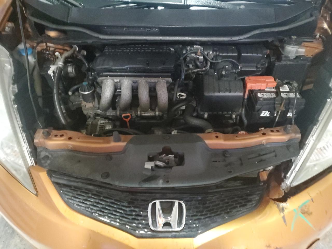 2011 Honda Fit - Image 11