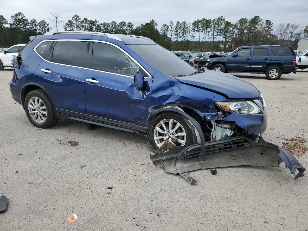 2018 Nissan Rogue - Image 4
