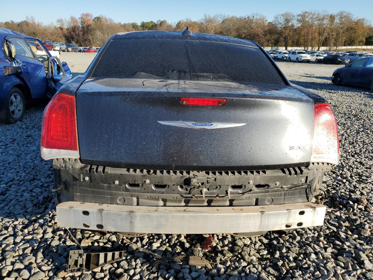 2018 Chrysler 300 - Image 6