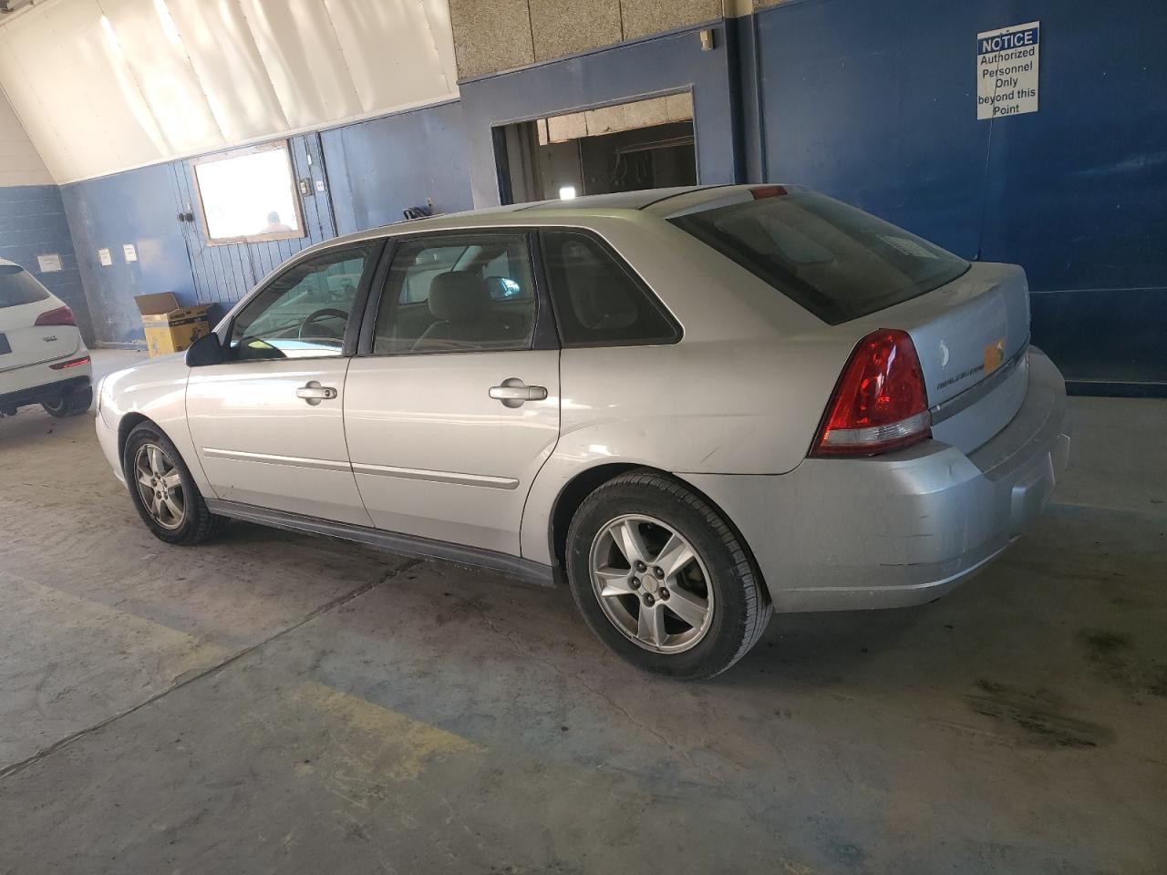 2004 Chevrolet Malibu - Image 2