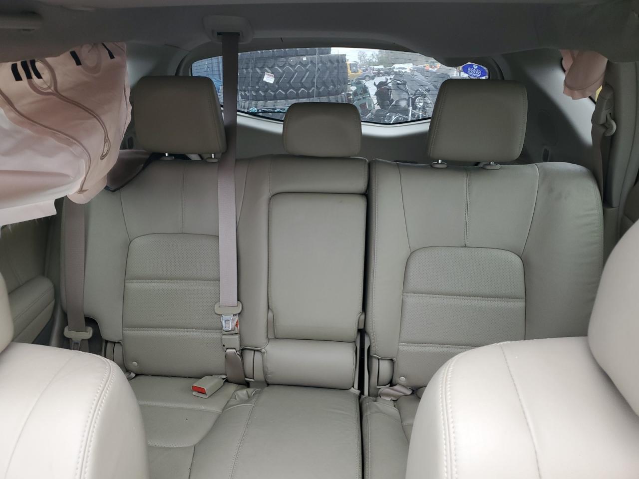 2012 Nissan Murano - Image 10