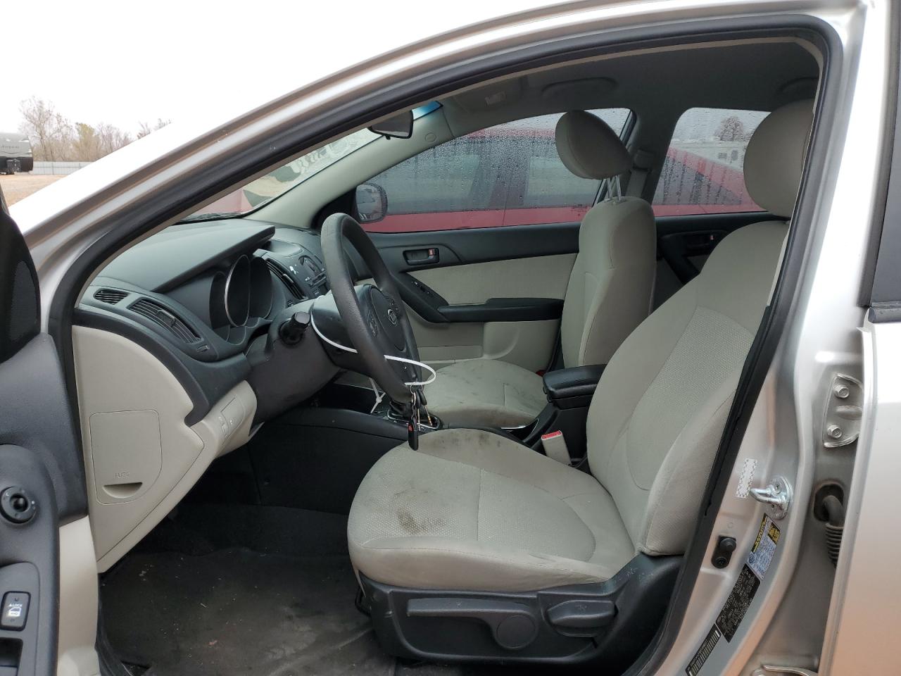 2011 Kia Forte - Image 7