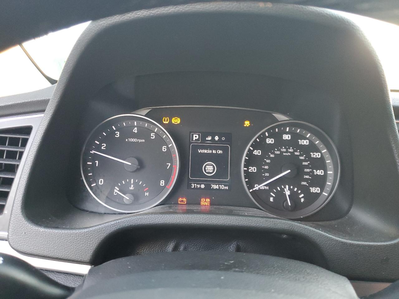 2018 Hyundai Elantra - Image 9