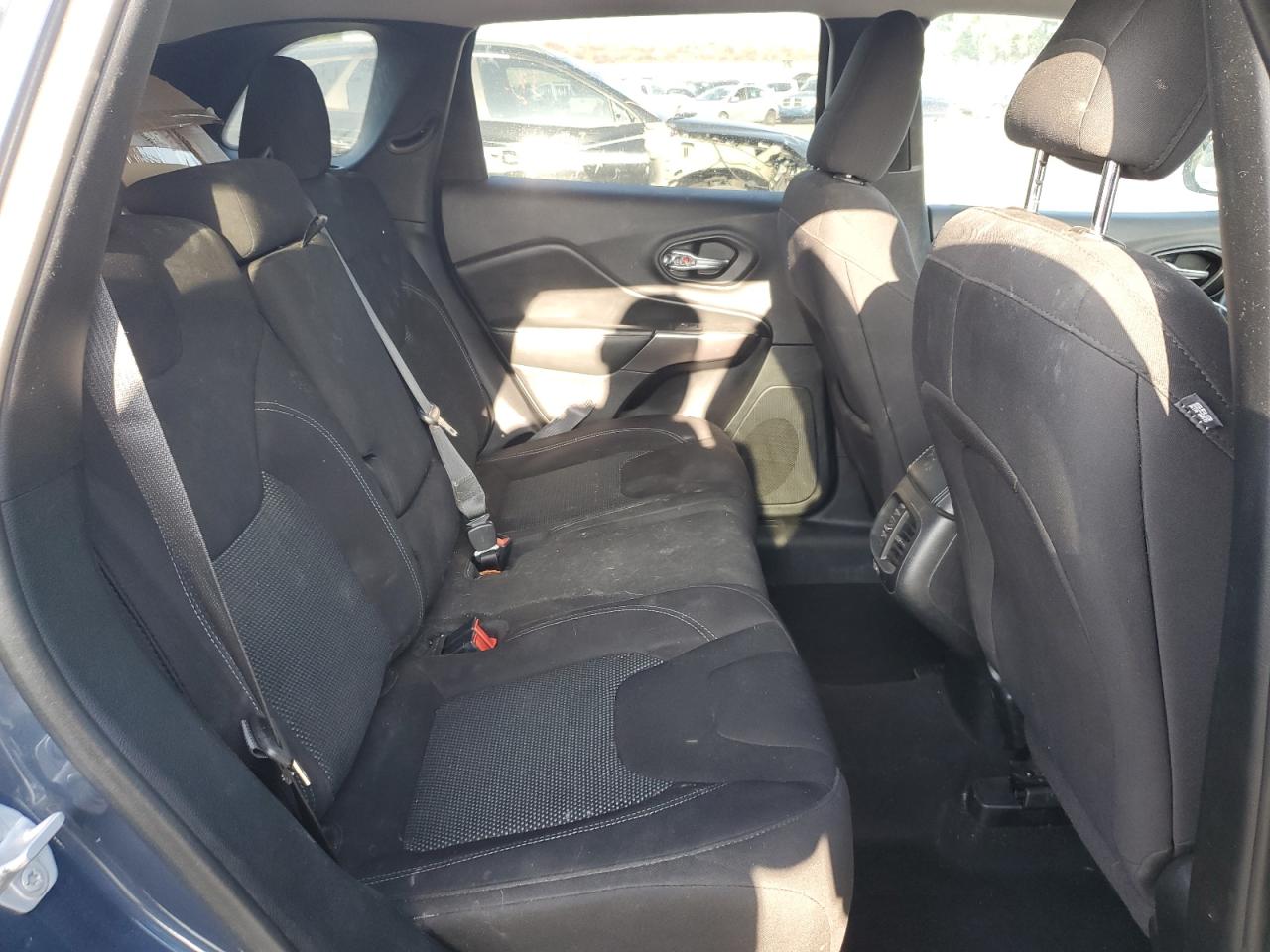 2021 Jeep Grand Cherokee - Image 11