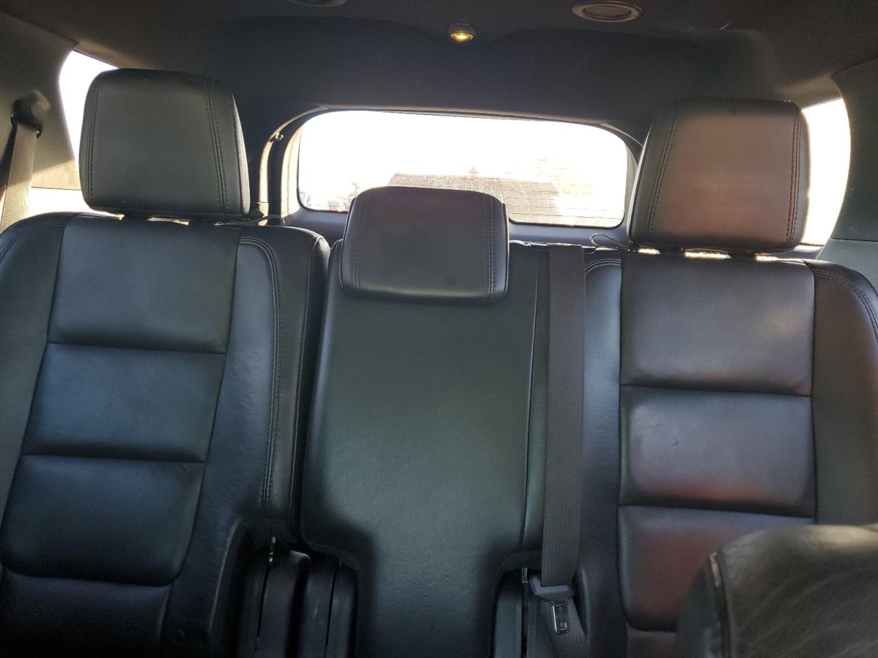 2015 Ford Explorer - Image 10